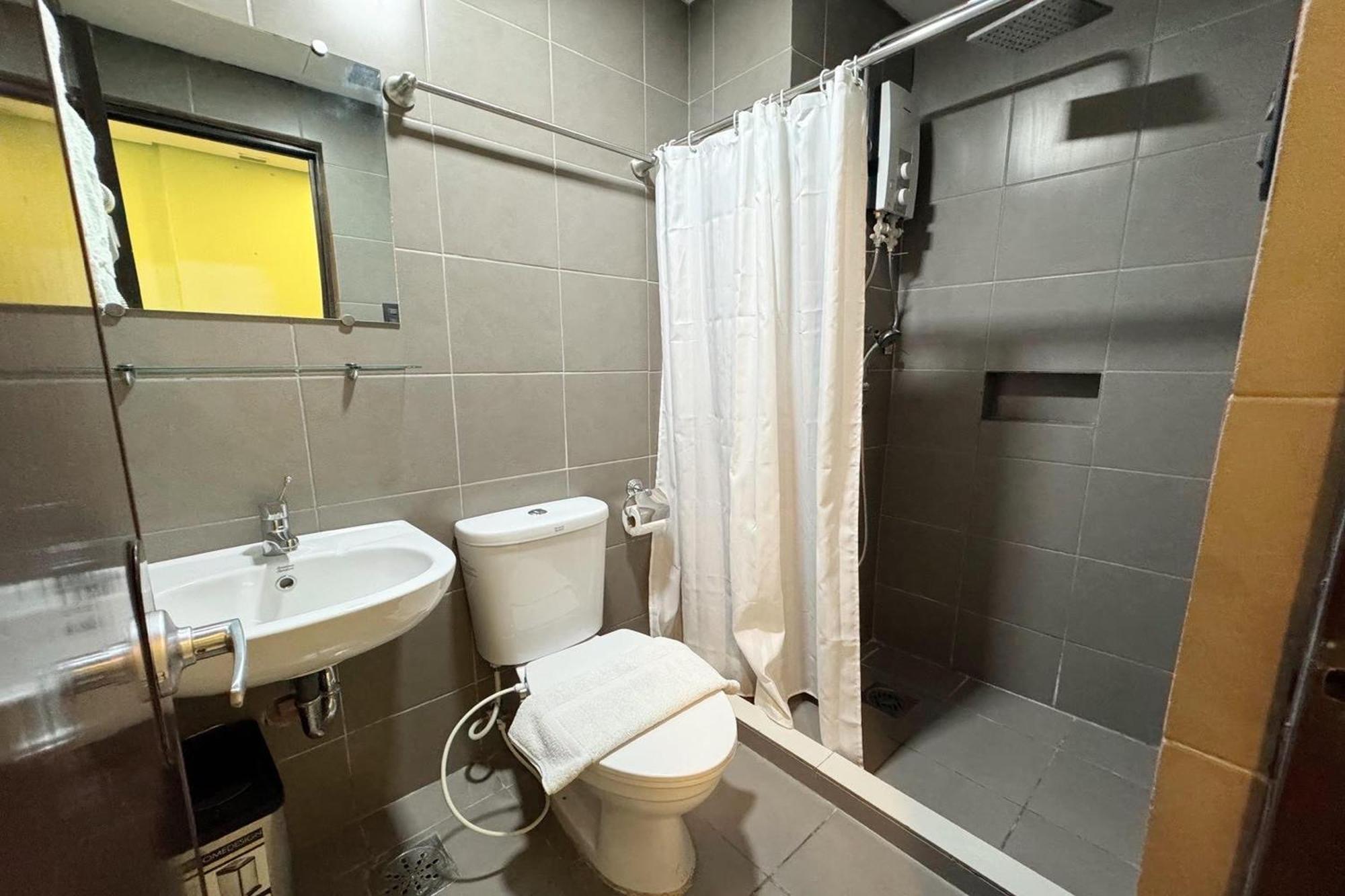 Belltower Csheli Suites Bantay - Vigan Exteriör bild