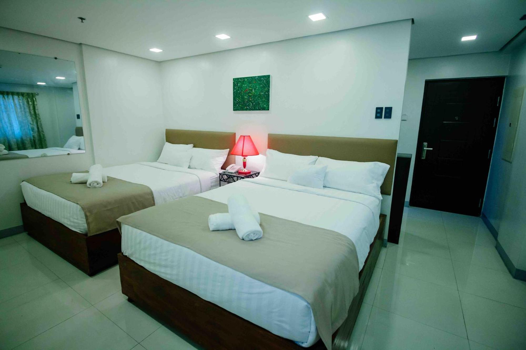 Belltower Csheli Suites Bantay - Vigan Exteriör bild