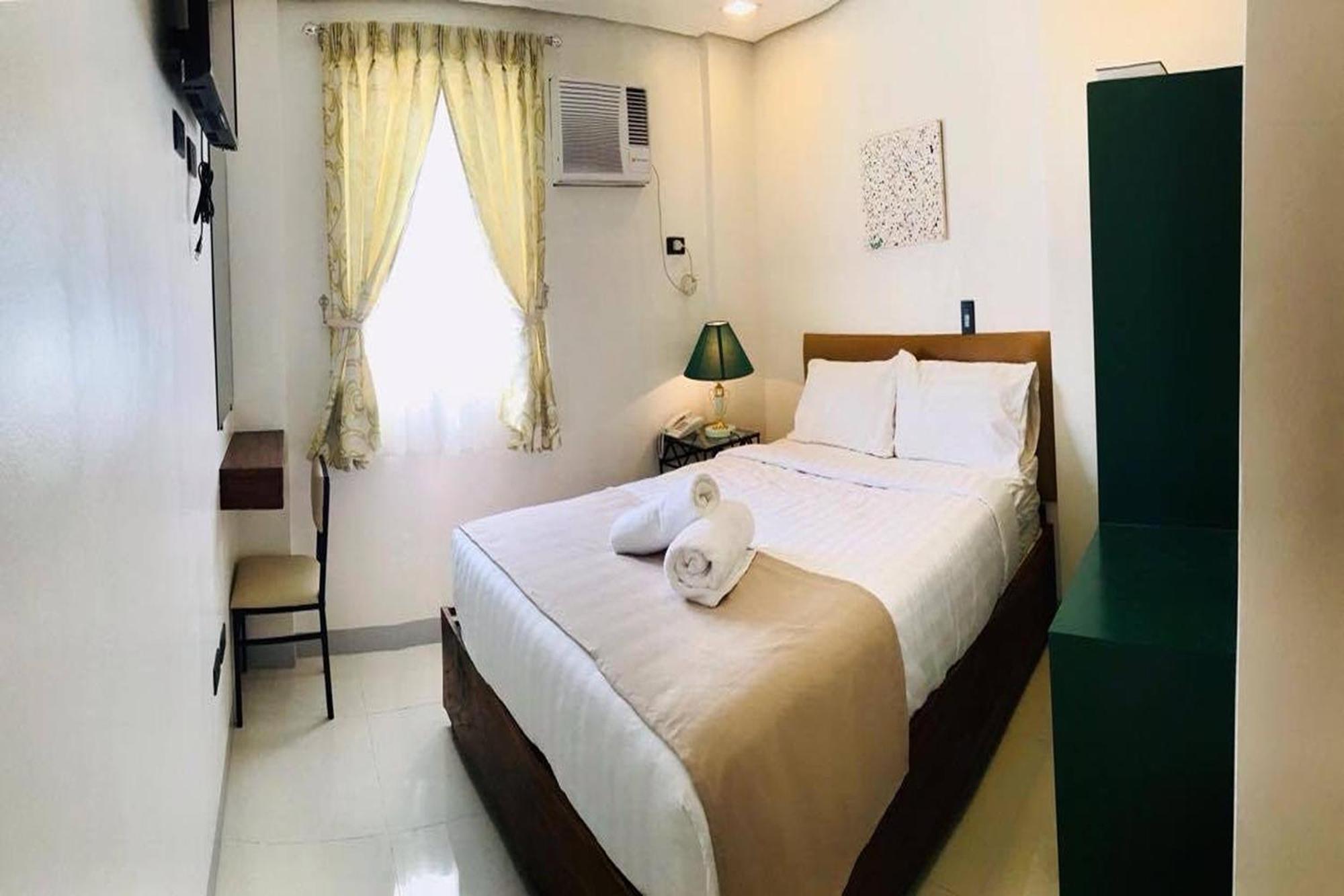 Belltower Csheli Suites Bantay - Vigan Exteriör bild