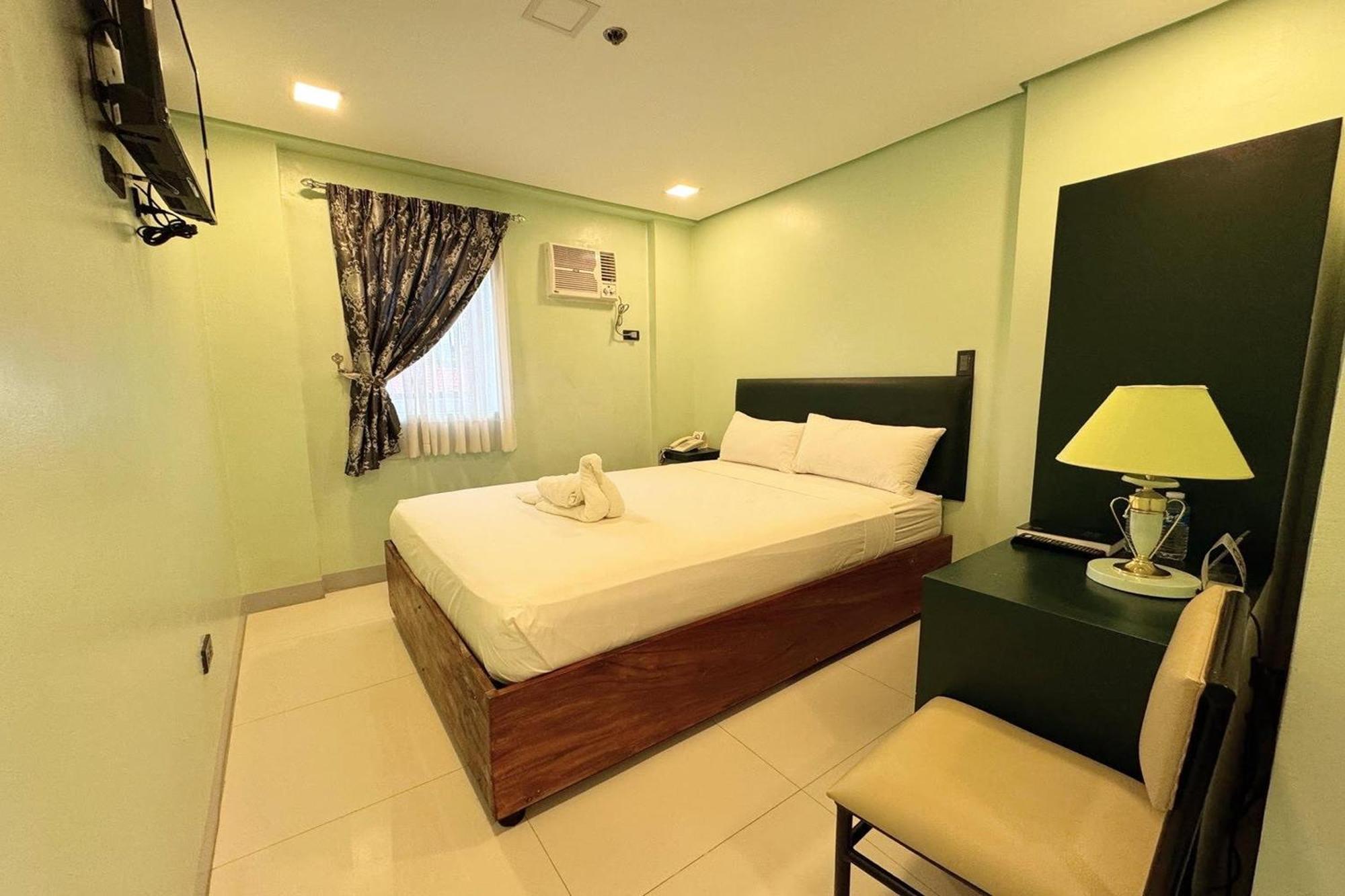Belltower Csheli Suites Bantay - Vigan Exteriör bild