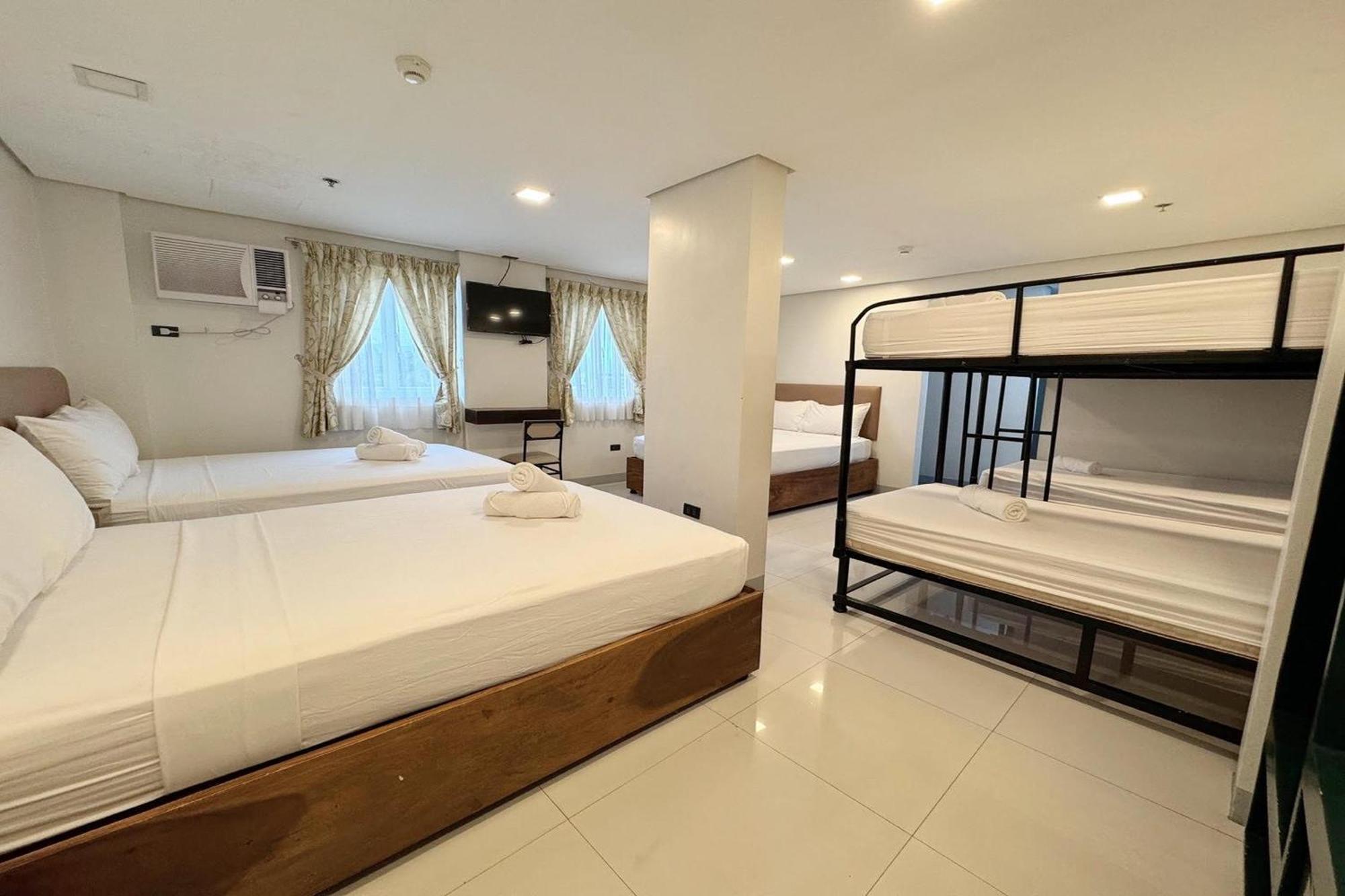 Belltower Csheli Suites Bantay - Vigan Exteriör bild